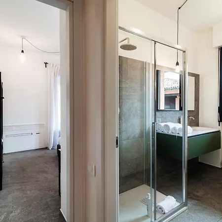 Διαμέρισμα At Its - By Myhomeincomo Μενάτζιο